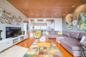 Saltwater 5 - sleeps 8 - close to Main Beach